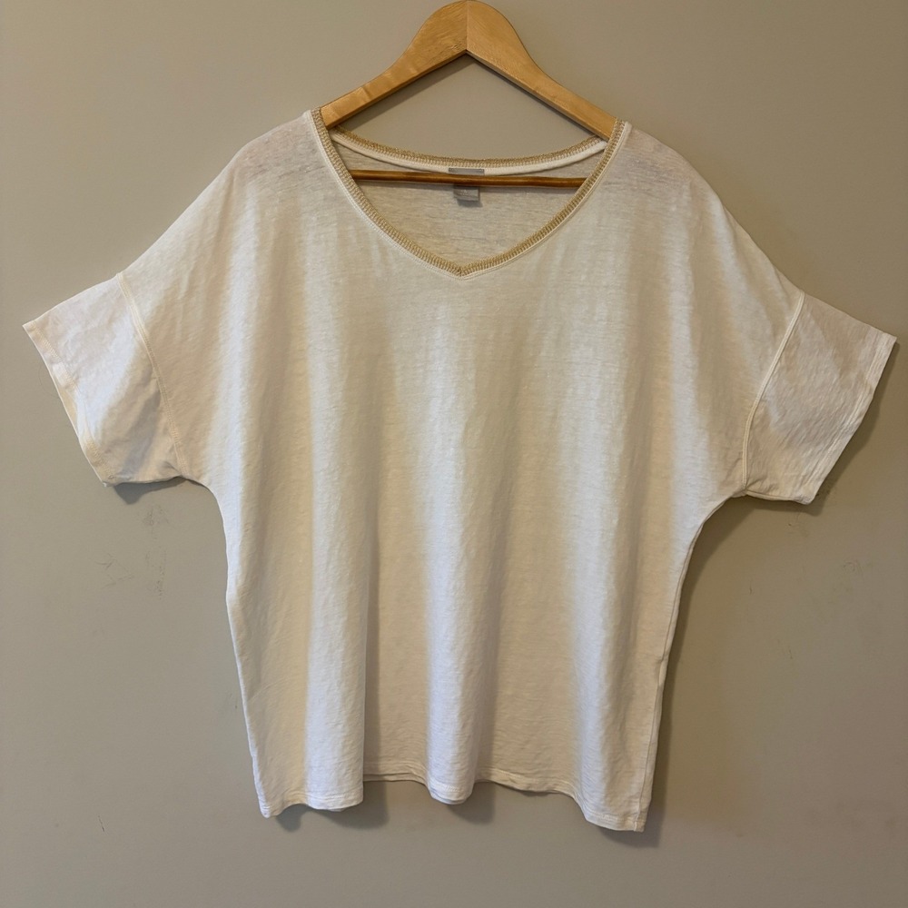 Chico's V-Neck Linen Blend Tee Coastal White XL 3 Gold Trim